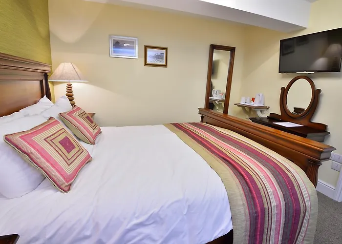The George Hotel