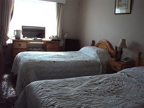 Inn The George